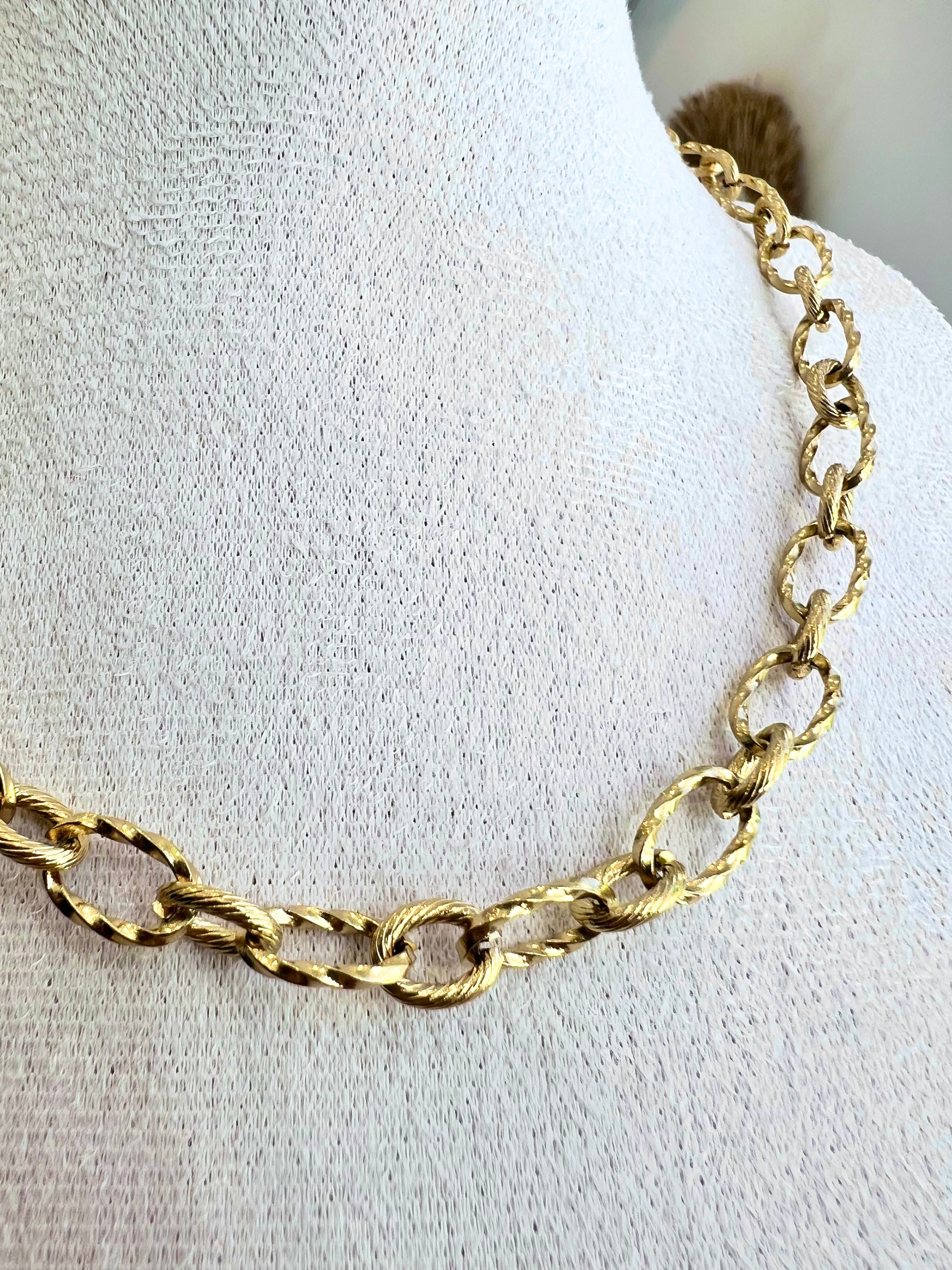 Glint Chain