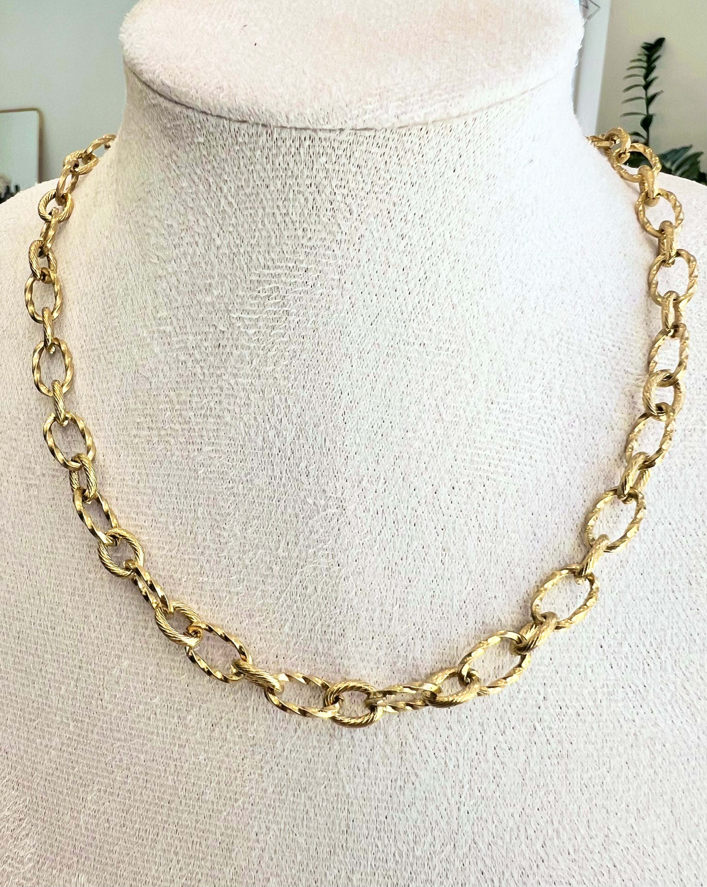 Glint Chain