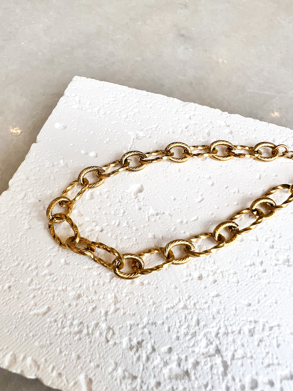 Glint Chain