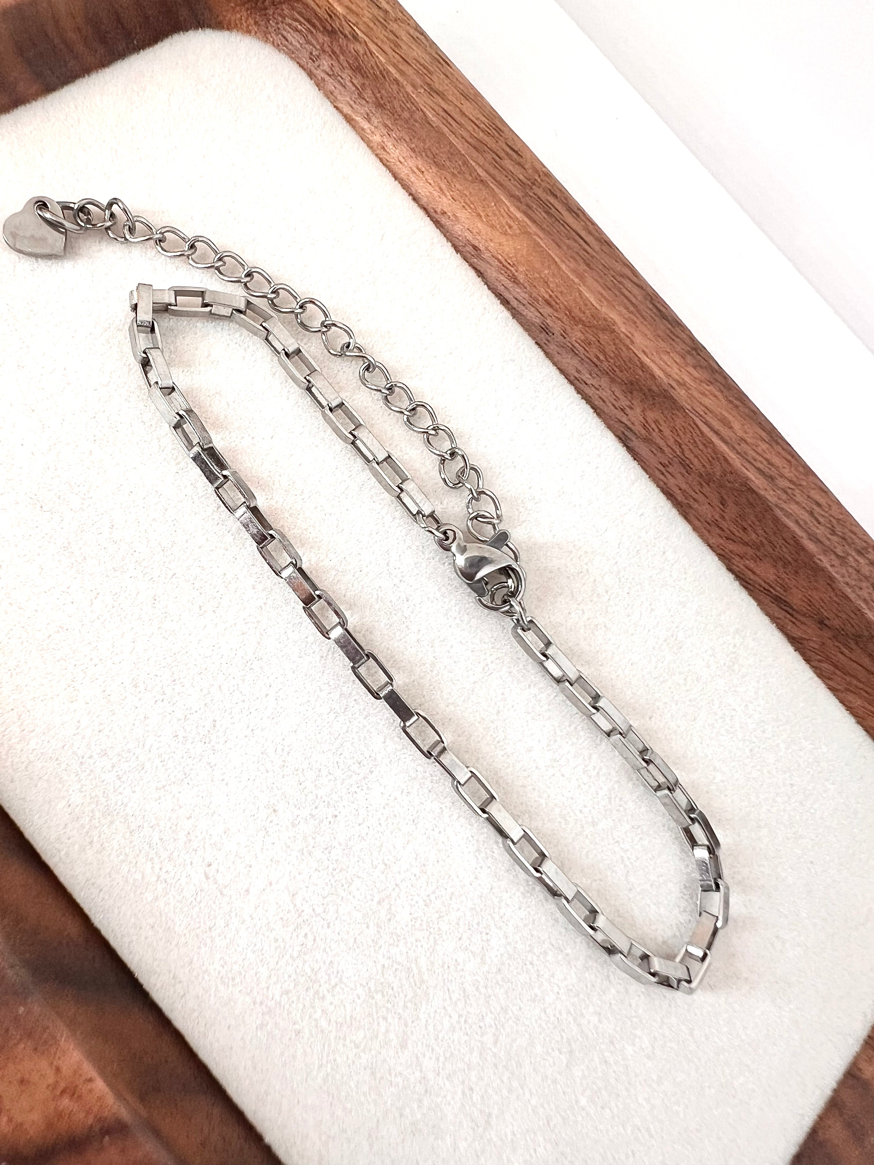 Zella Chain